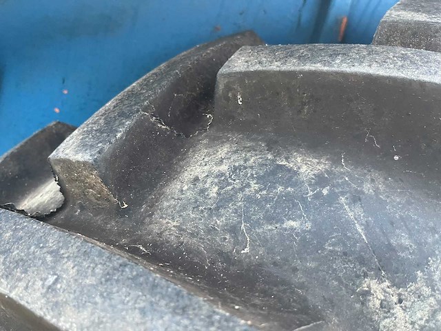 1956 fordson tweewielaangedreven landbouwtractor - afbeelding 4 van  12