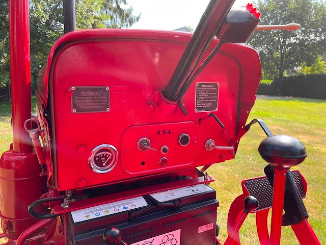 1956 hanomag r19 oldtimer tractor - afbeelding 12 van  37