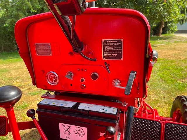 1956 hanomag r19 oldtimer tractor - afbeelding 25 van  37