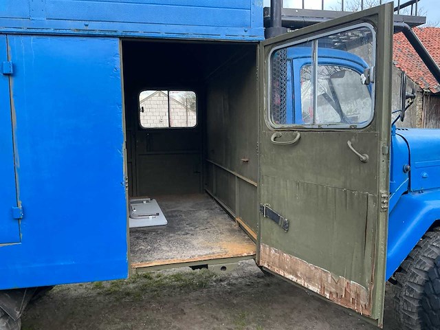 1956 magirus-deutz mepcur4x4 legervoertuig - afbeelding 28 van  34