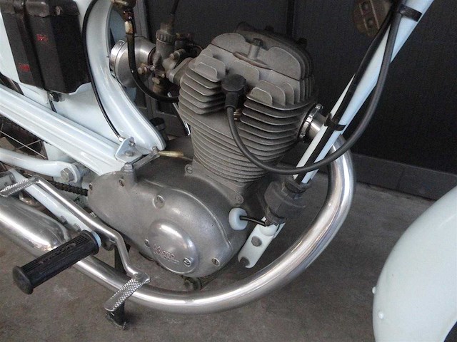 1956 moto morini sbarazzino 100cc | italian classic motorcycle - afbeelding 4 van  11