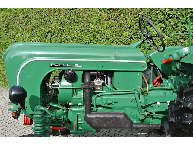1956 porsche a 122 diesel oldtimer tractor - afbeelding 4 van  25