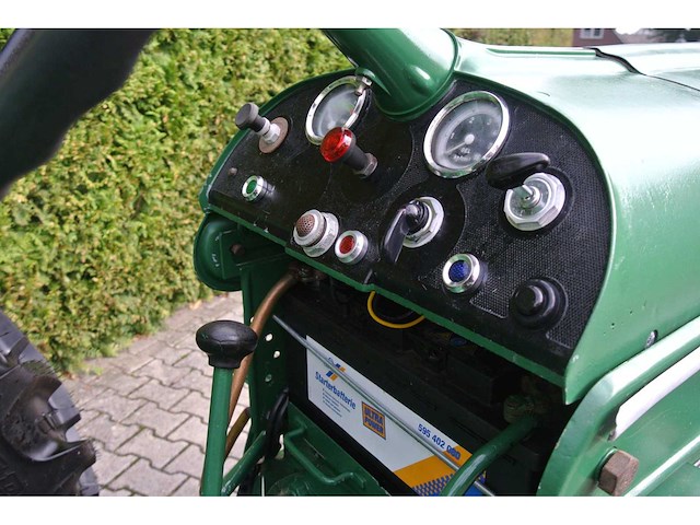 1956 porsche a 122 diesel oldtimer tractor - afbeelding 16 van  25