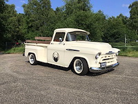1957 chevrolet apache 3200 personenauto - afbeelding 31 van  32