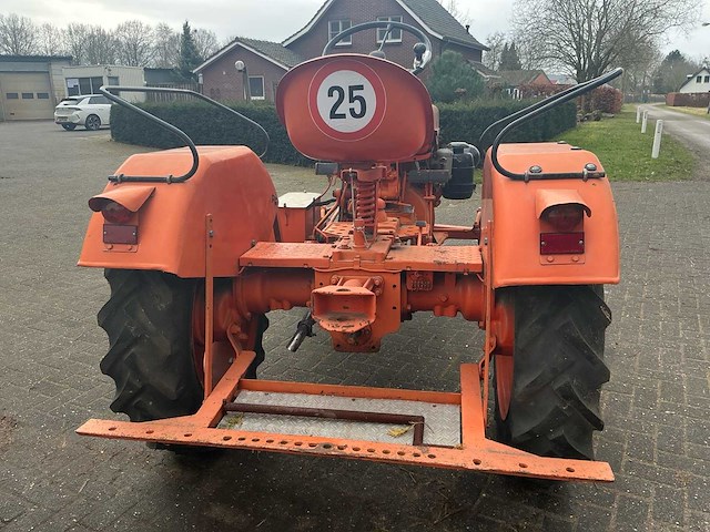 1957 hela lanz d315 oldtimer tractor - afbeelding 11 van  17