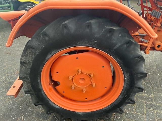 1957 hela lanz d315 oldtimer tractor - afbeelding 16 van  17