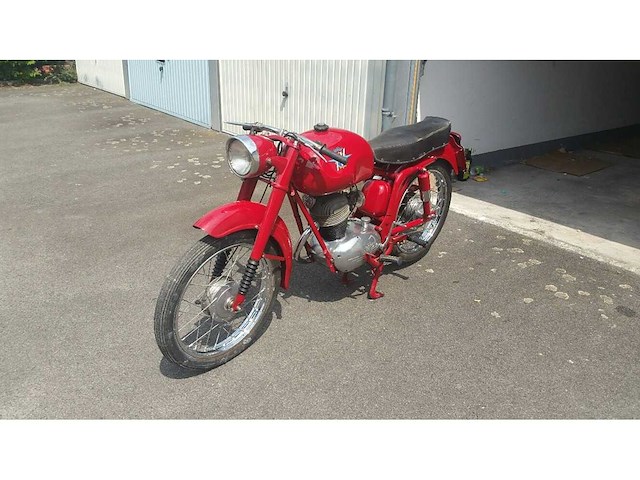 1957 mv agusta 125cc | italian classic motorcycle - afbeelding 12 van  14