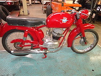 1957 mv agusta 125cc | italian classic motorcycle - afbeelding 7 van  9