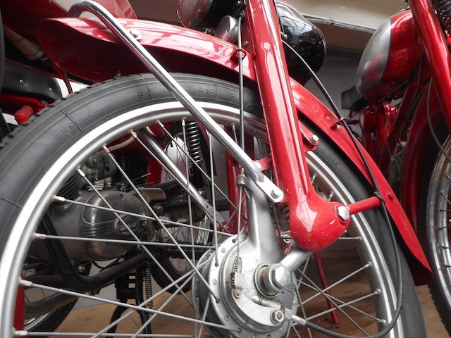 1957 victoria vicky avanti 50cc | german classic moped - afbeelding 11 van  12