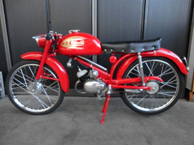 1958 benelli sport 50cc | italian classic moped - afbeelding 5 van  12