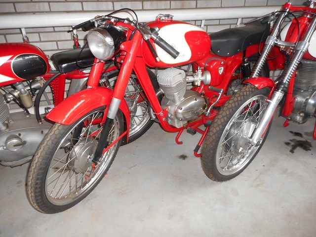 1958 capriolo tv 125cc | italian classic motorcycle - afbeelding 18 van  18