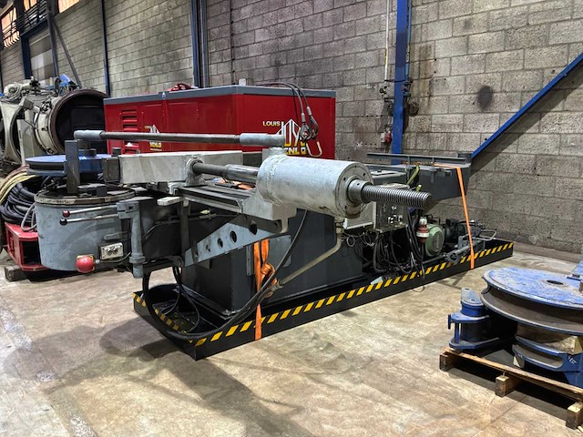 1958 hilgers h114 industriële pijpbuigmachine - afbeelding 12 van  35