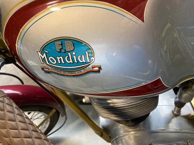 1958 mondial 175 sprint | italian classic motorcycle - afbeelding 22 van  38