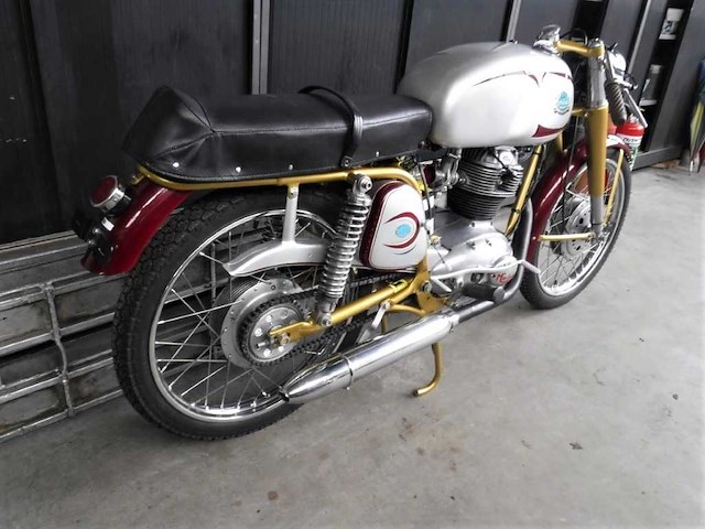 1958 mondial 175 sprint | italian classic motorcycle - afbeelding 28 van  38