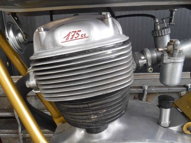 1958 mondial 175 sprint | italian classic motorcycle - afbeelding 29 van  38