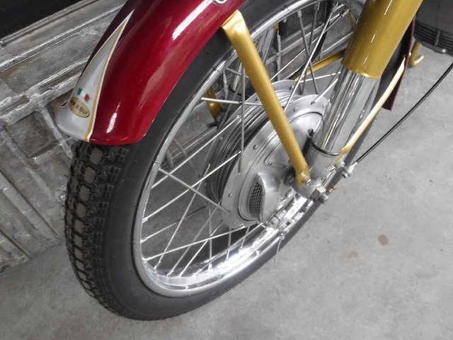 1958 mondial 175 sprint | italian classic motorcycle - afbeelding 33 van  38