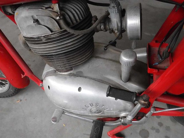 1958 mv agusta turismo 175 ab | italian classic motorcycle - afbeelding 8 van  12