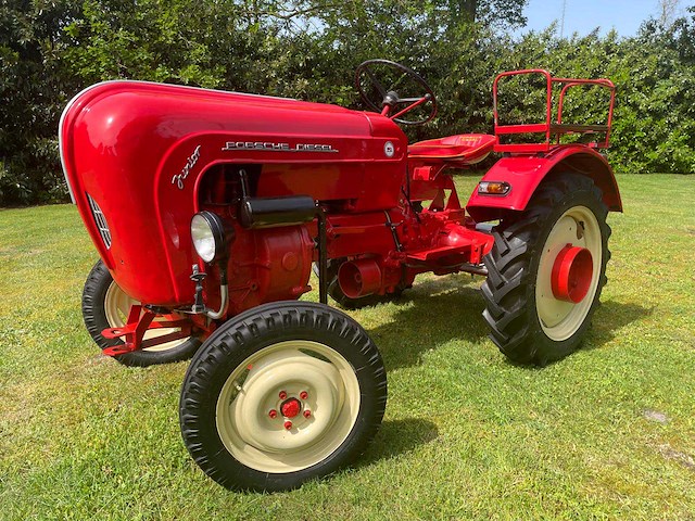 1958 porsche diesel junior 108 oldtimer tractor - afbeelding 23 van  45