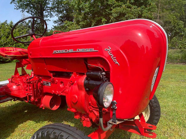 1958 porsche diesel junior 108 oldtimer tractor - afbeelding 24 van  45
