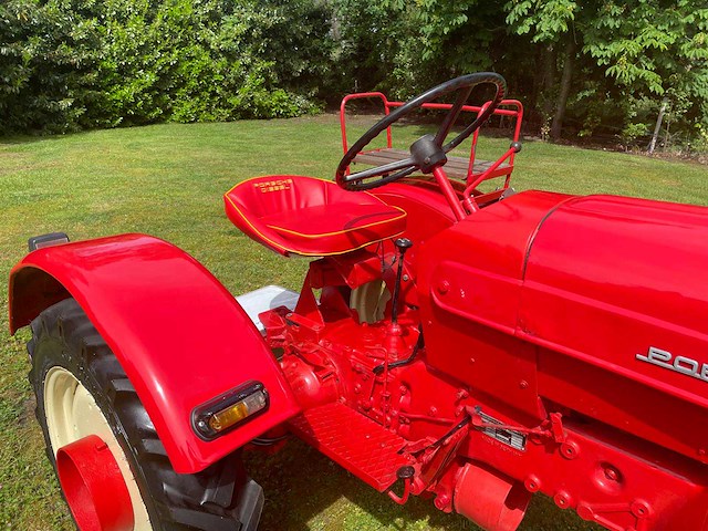 1958 porsche diesel junior 108 oldtimer tractor - afbeelding 26 van  45