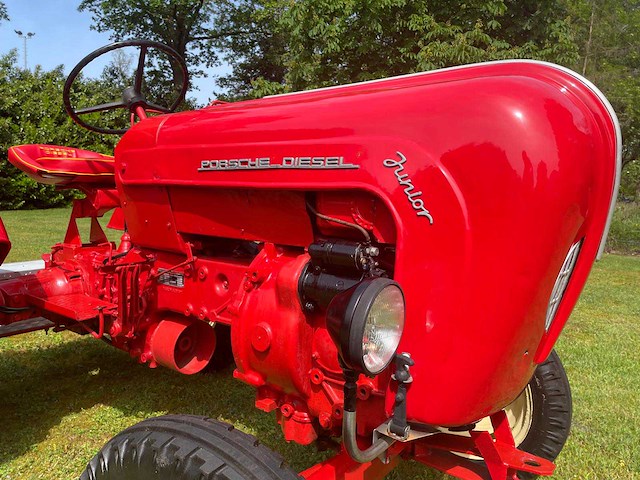 1958 porsche diesel junior 108 oldtimer tractor - afbeelding 28 van  45