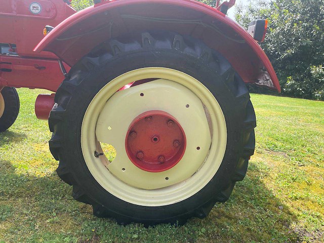 1958 porsche diesel junior 108 oldtimer tractor - afbeelding 37 van  45