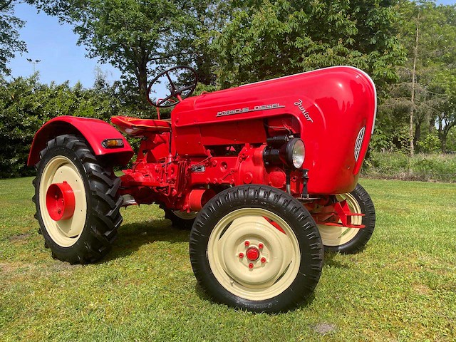 1958 porsche diesel junior 108 oldtimer tractor - afbeelding 43 van  45