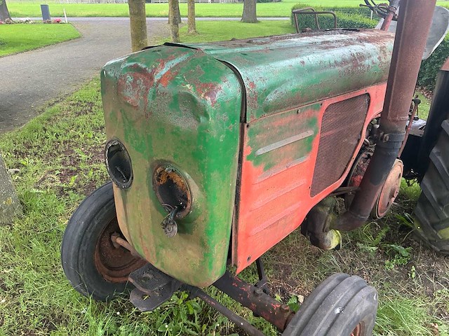 1958 vierzon 303 oldtimer tractor - afbeelding 17 van  20
