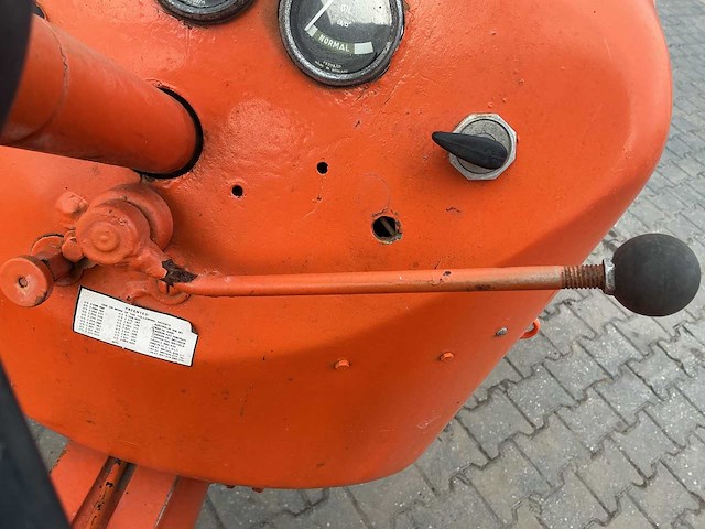 1959 - allis-chalmers - d-272 oldtimer tractor - afbeelding 2 van  12