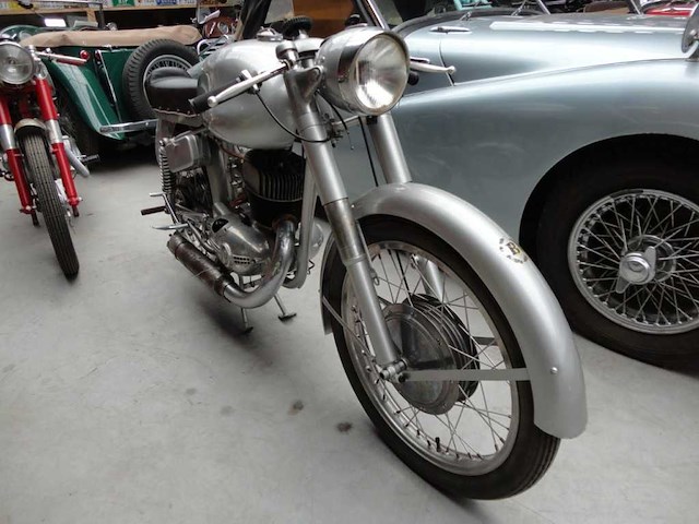 1959 beta m.t. 175 sport 2t | italian classic motorcycle - afbeelding 17 van  23