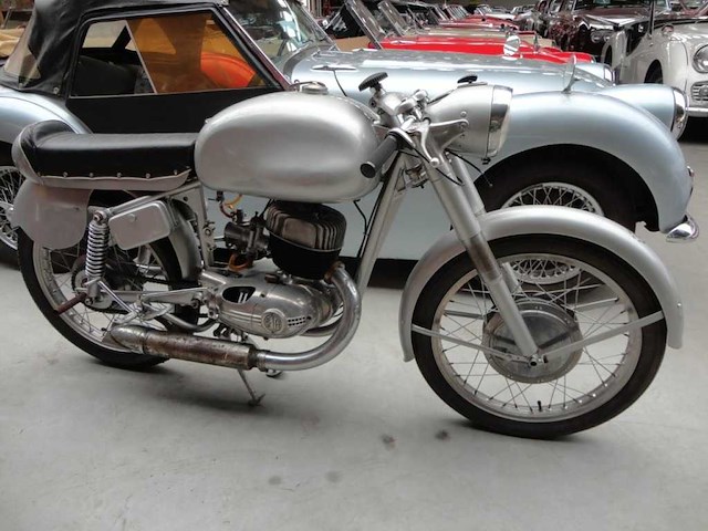 1959 beta m.t. 175 sport 2t | italian classic motorcycle - afbeelding 2 van  23