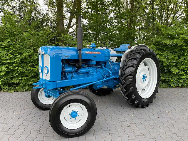 1959 fordson super major oldtimer tractor - afbeelding 25 van  72