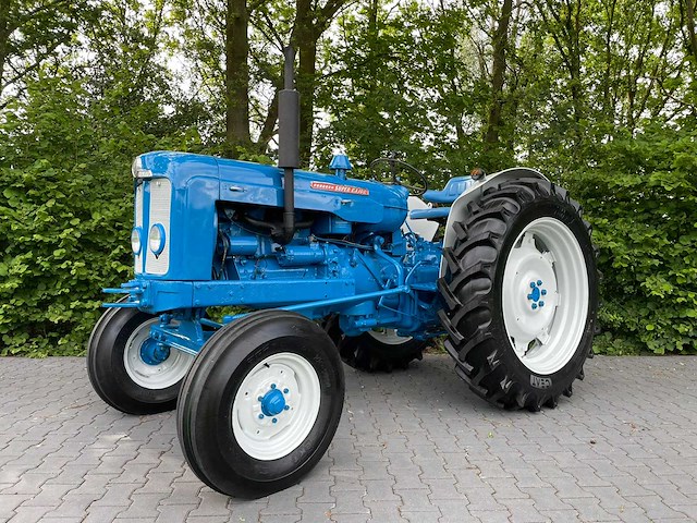 1959 fordson super major oldtimer tractor - afbeelding 32 van  72