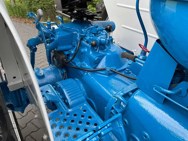 1959 fordson super major oldtimer tractor - afbeelding 55 van  72