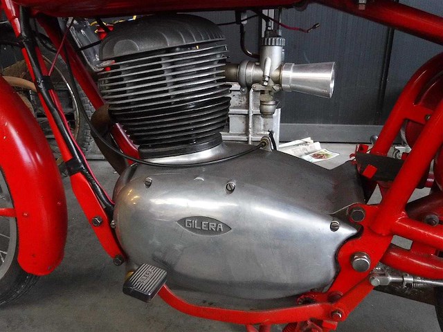 1959 gilera 150 super sport | italian classic motorcycle - afbeelding 11 van  13