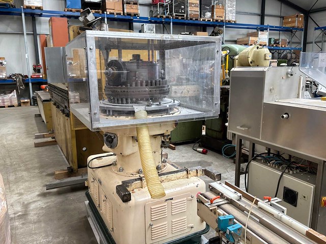 1959 horn b2m-s pillenpersmachine - afbeelding 2 van  6
