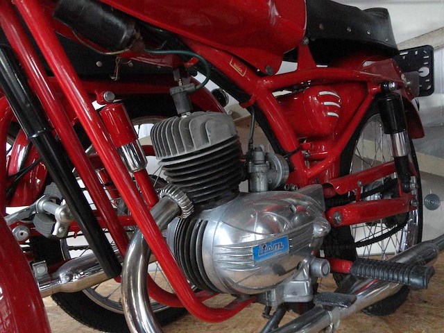 1959 itom sport 50cc | italian classic moped - afbeelding 5 van  9