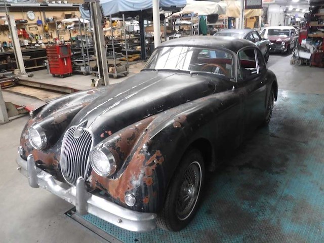 1959 jaguar xk150 coupe | british classic sports car - afbeelding 12 van  58