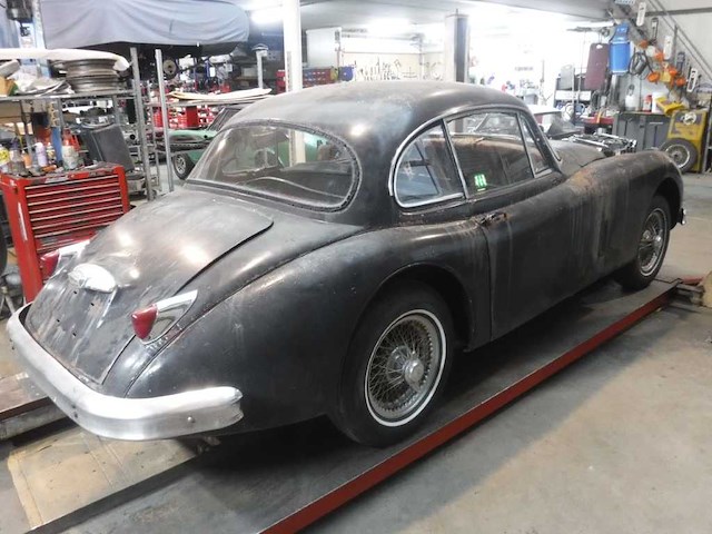 1959 jaguar xk150 coupe | british classic sports car - afbeelding 28 van  58