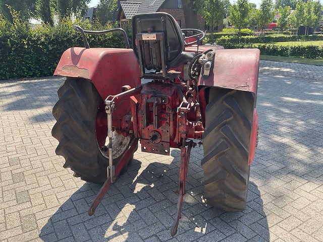1959 mccormick d 320 oldtimer tractor - afbeelding 13 van  17