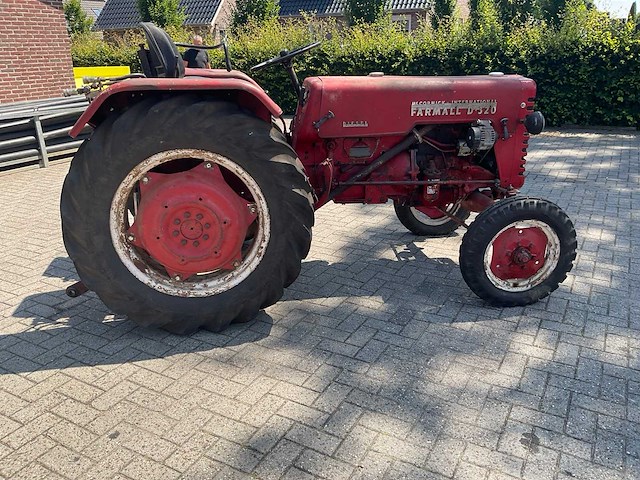 1959 mccormick d 320 oldtimer tractor - afbeelding 14 van  17