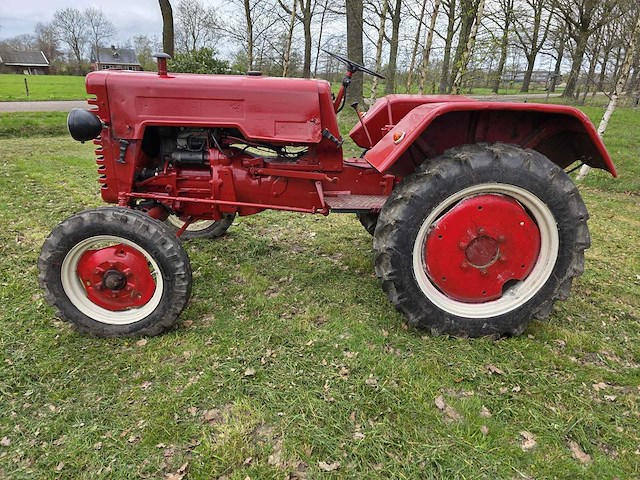 1959 mccormick d124 oldtimer tractor - afbeelding 3 van  9