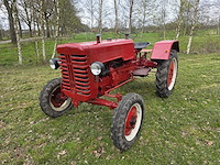 1959 mccormick d214 oldtimer tractor - afbeelding 1 van  17