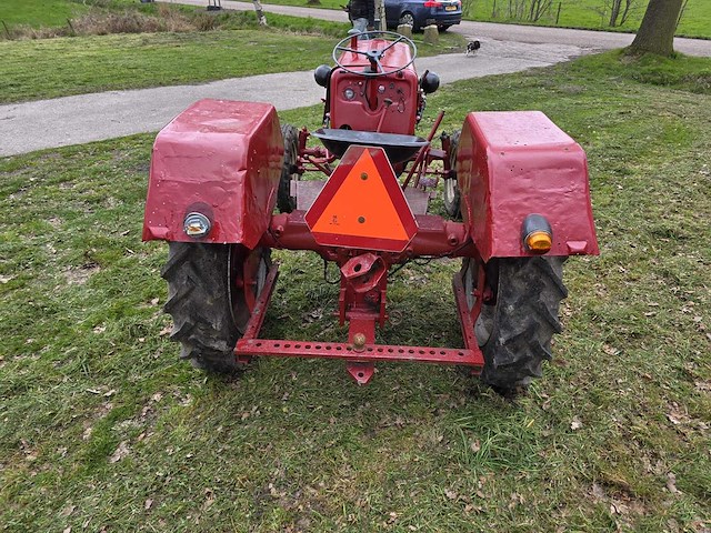 1959 mccormick d214 oldtimer tractor - afbeelding 3 van  13