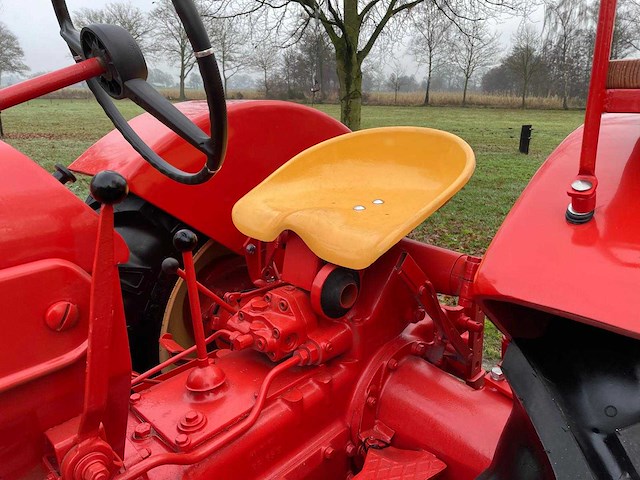 1959 porsche standard 218h oldtimer tractor - afbeelding 11 van  43