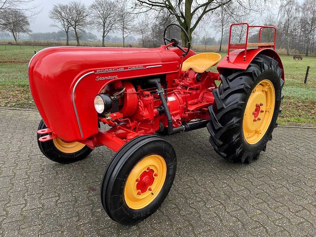 1959 porsche standard 218h oldtimer tractor - afbeelding 1 van  43