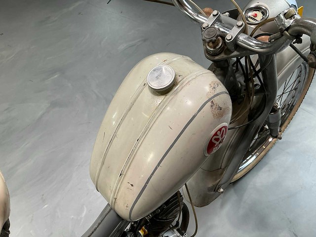 1959 rap ster brommer - afbeelding 1 van  5