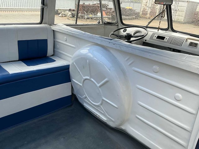 1959 volkswagen t1 211 oldtimer - afbeelding 13 van  26