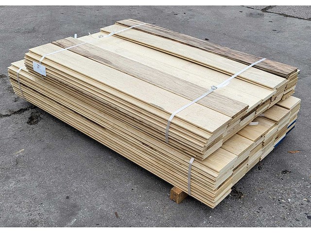 19.6 m2 afrikaans eiken vloerdelen 18x135mm, lengte 120 en 150 cm - afbeelding 5 van  6