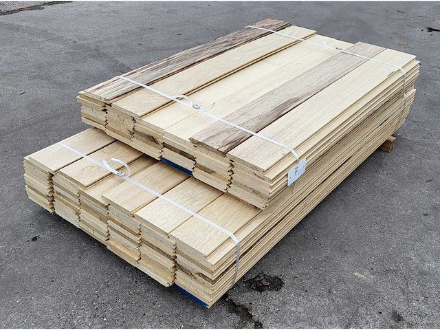 19.6 m2 afrikaans eiken vloerdelen 18x135mm, lengte 120 en 150 cm - afbeelding 6 van  6